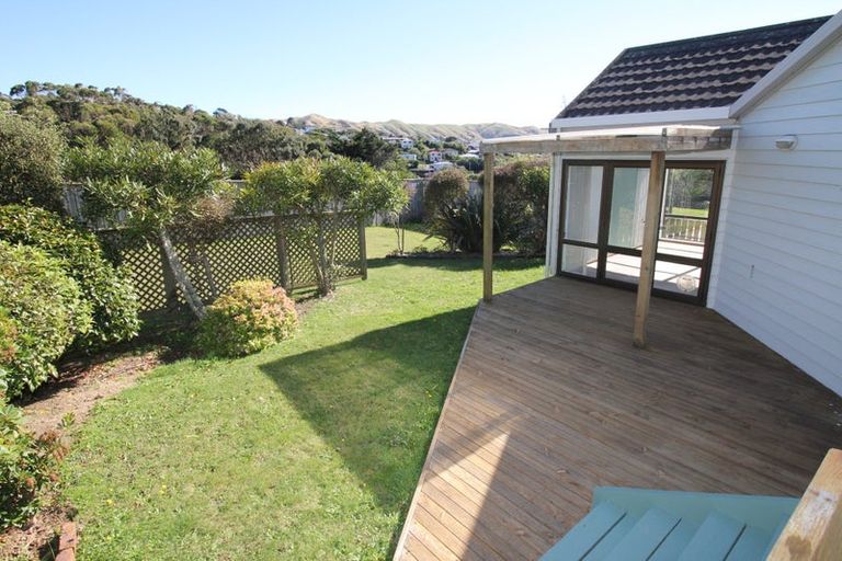Photo of property in 21 Glen Alton Avenue, Paparangi, Wellington, 6037