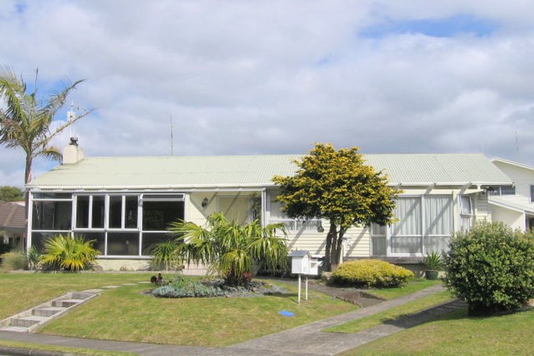 Photo of property in 16a Fairway Avenue, Mount Maunganui, 3116