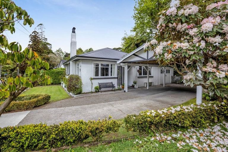 Photo of property in 12 Brooklands Road, New Plymouth, 4310