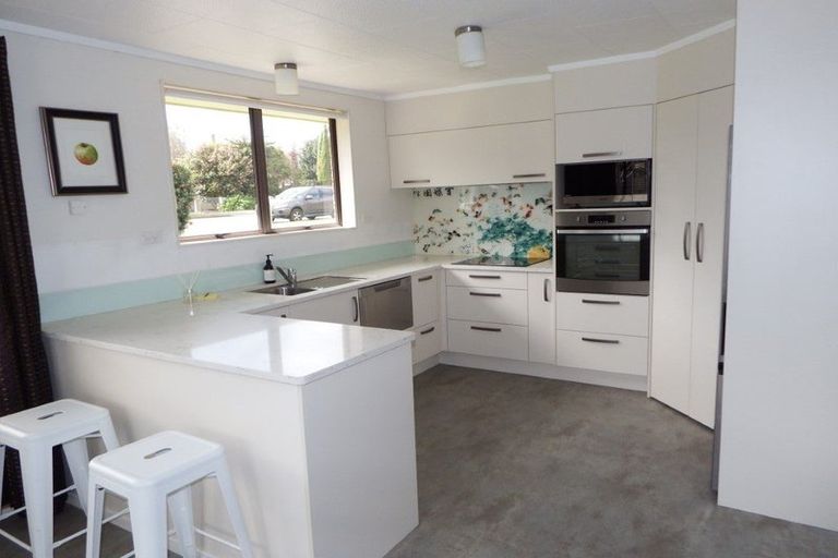 Photo of property in 13c Wanganui Road, Marton, 4710