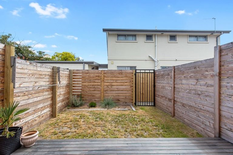Photo of property in 8/255 Kilmore Street, Christchurch Central, Christchurch, 8011