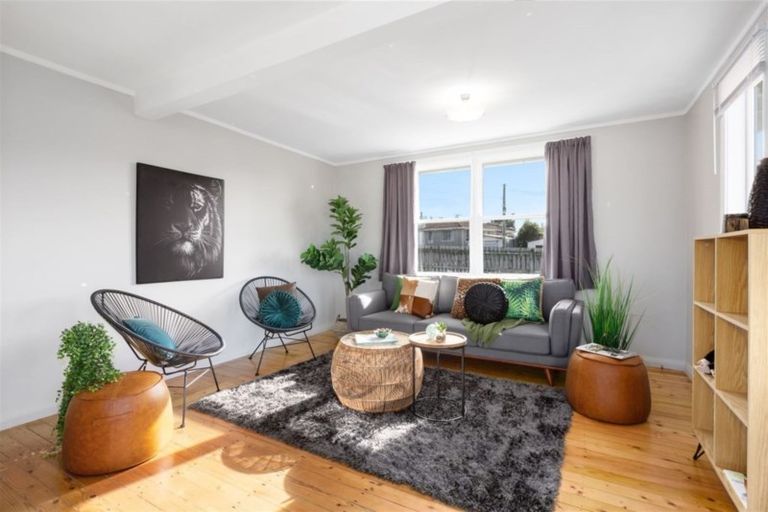 Photo of property in 27 Te Puke Street, Titahi Bay, Porirua, 5022