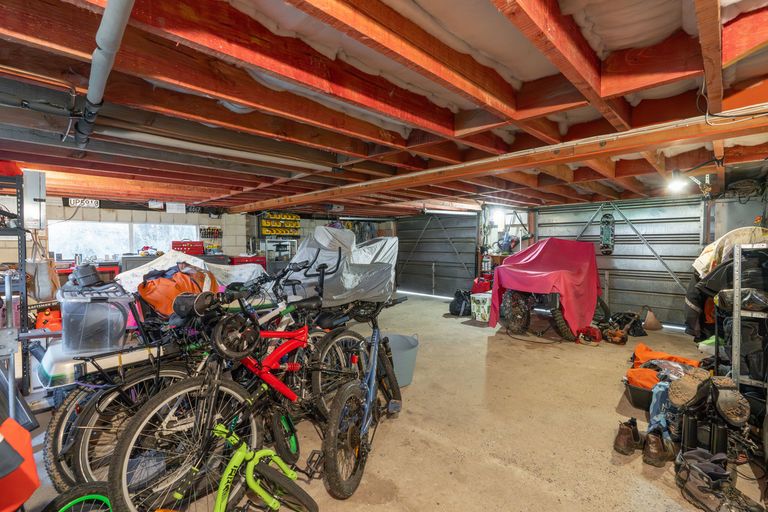 Photo of property in 27 Lynas Street, Outram, 9019