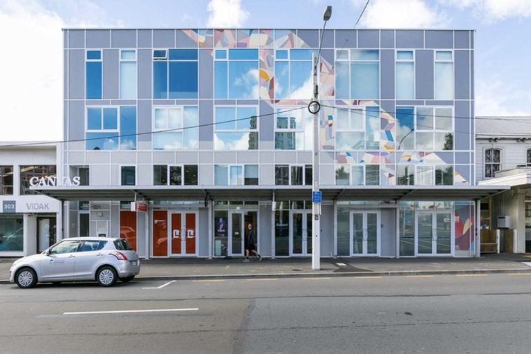 Photo of property in Canvas Apartments, 18/307u Willis Street, Te Aro, Wellington, 6011