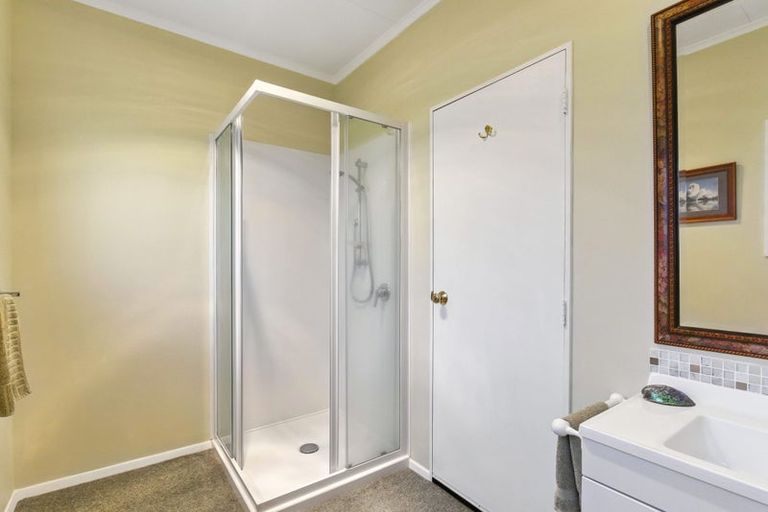 Photo of property in 38a Poplar Avenue, Raumati South, Paraparaumu, 5032