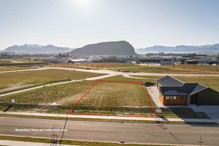 Photo of property in 29 Packer Road, Wanaka, 9382