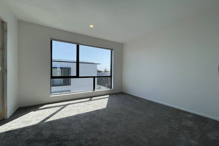 Photo of property in 12 Red Arches Road, Henderson, Auckland, 0610