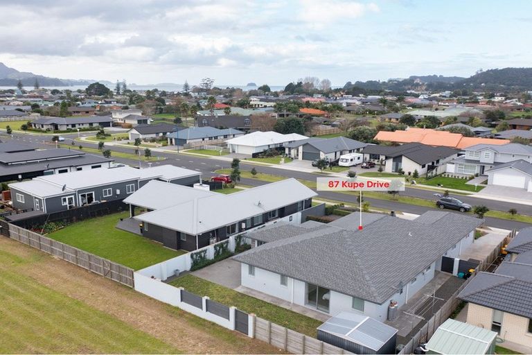 Photo of property in 87 Kupe Drive, Whitianga, 3510