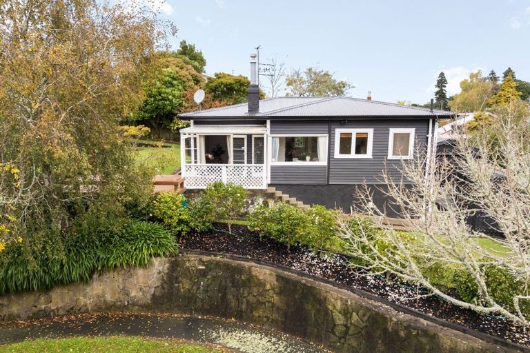 Photo of property in 24 Sutton Crescent, Hillcrest, Hamilton, 3216