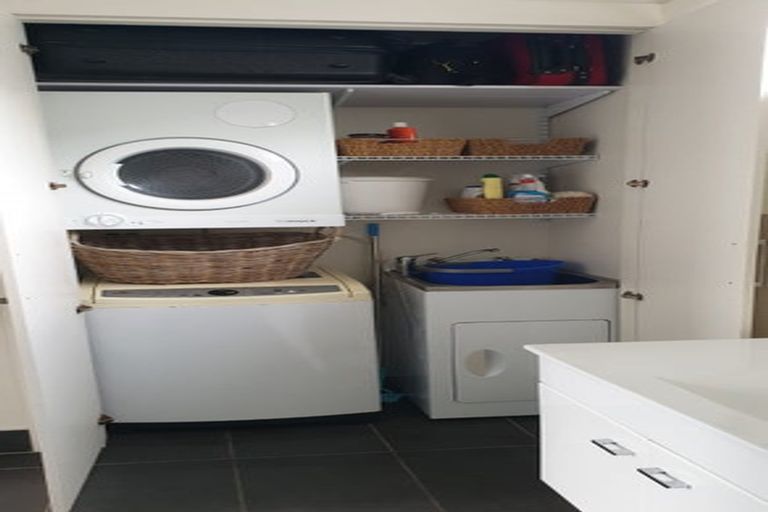 Photo of property in 1/39 Georges Drive, Napier South, Napier, 4110