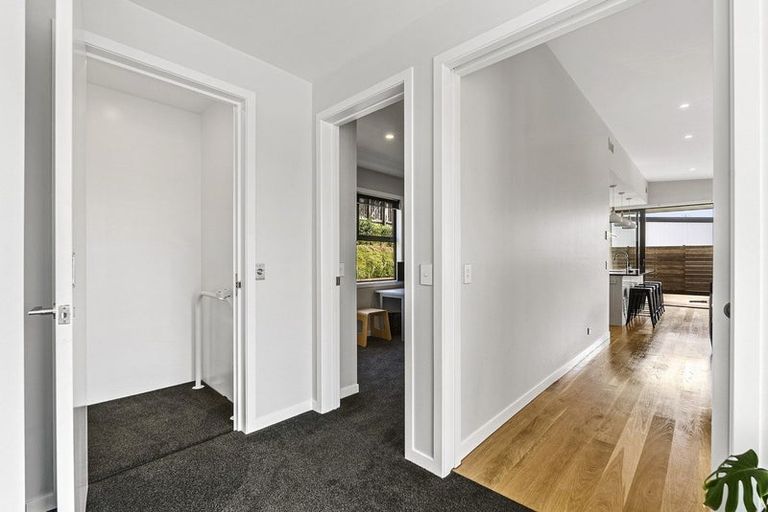 Photo of property in 7/2a Montrose Place, Highlands Park, New Plymouth, 4312