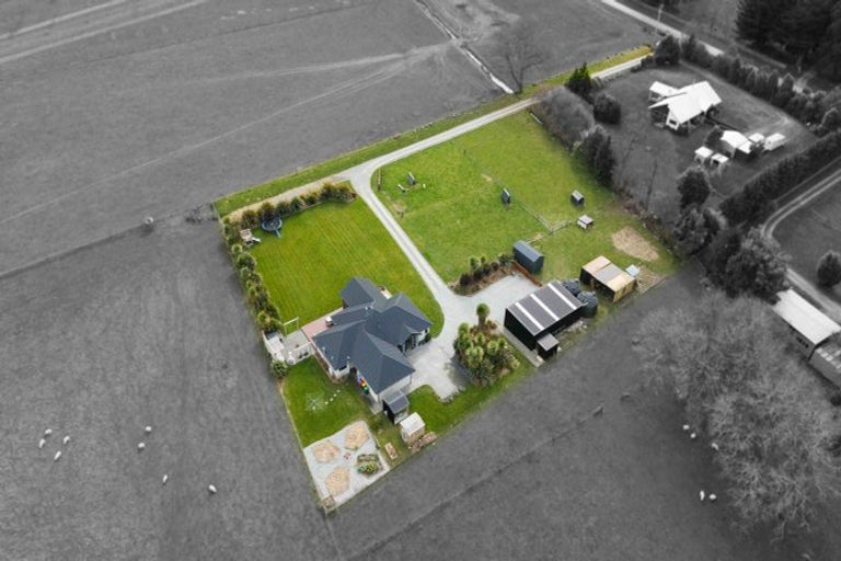 Photo of property in 673 Woodbury Road, Woodbury, Geraldine, 7991