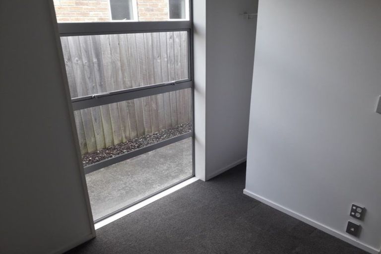 Photo of property in 53 Lyndon Street, Riccarton, Christchurch, 8041