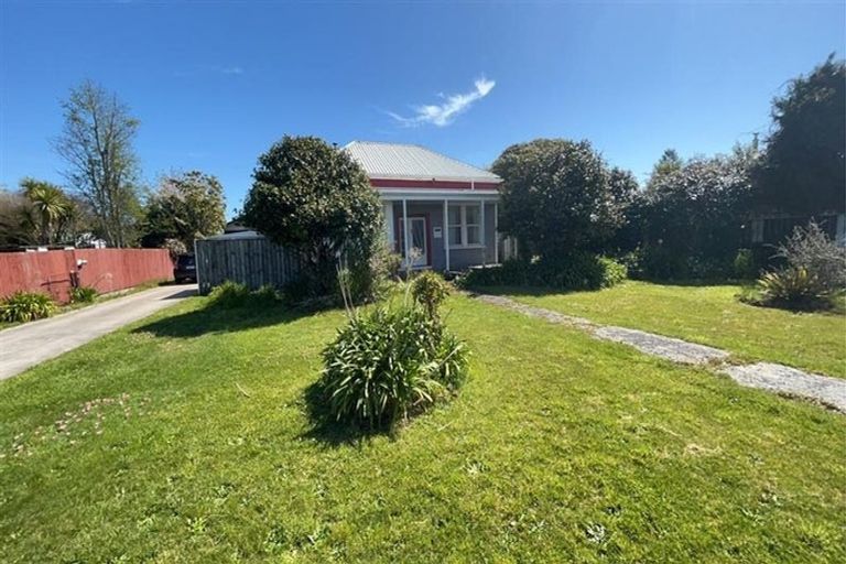 Photo of property in 30 Romilly Street, Westport, 7825