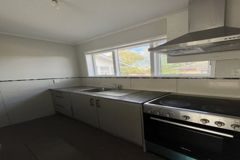 Photo of property in 11 Tiari Place, Mangere East, Auckland, 2024