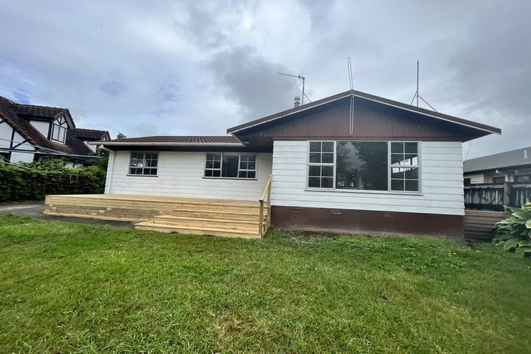 Photo of property in 14 Krippner Place, Dinsdale, Hamilton, 3204