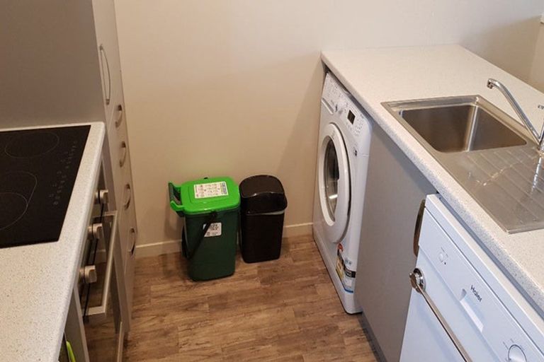 Photo of property in 29u5 Seddon Road, Frankton, Hamilton, 3204