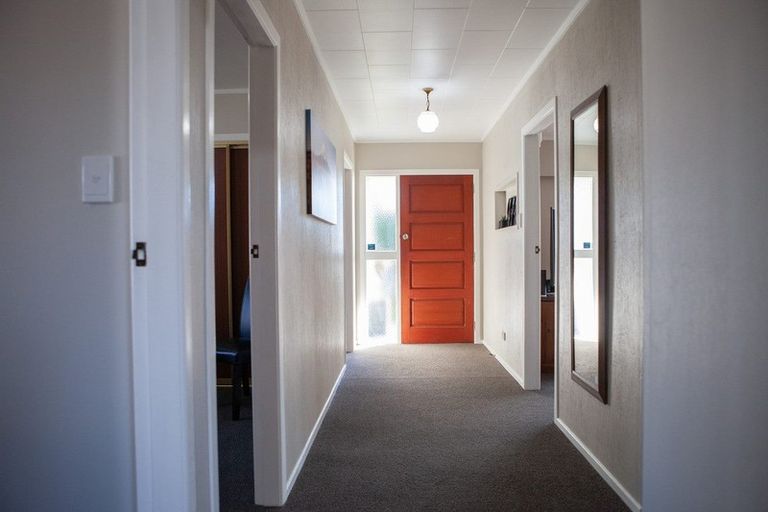 Photo of property in 54 Bayly Street, Waitara, 4320