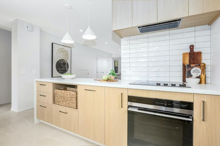 Photo of property in 44 Turtleback Avenue, Whitby, 5024