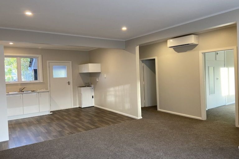 Photo of property in 6 Mangaroa Hill Road, Clouston Park, Upper Hutt, 5018