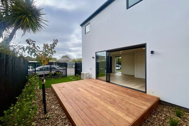 Photo of property in 1/10 Surrey Street, Linwood, Christchurch, 8062