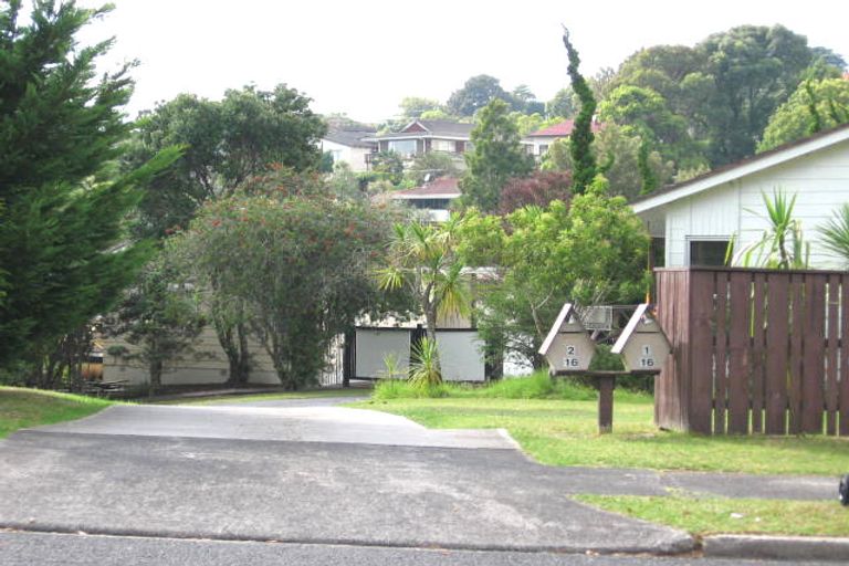 Photo of property in 1/16 Scarlock Avenue, Browns Bay, Auckland, 0630