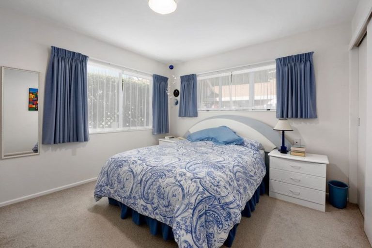 Photo of property in 25f1- Lane Street, Wallaceville, Upper Hutt, 5018