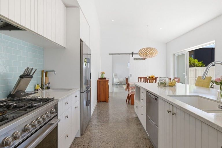Photo of property in 47a Golf Road, Mount Maunganui, 3116