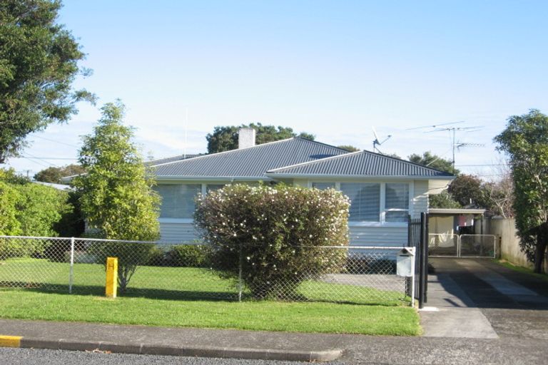 Photo of property in 33 Claymore Street, Manurewa, Auckland, 2102