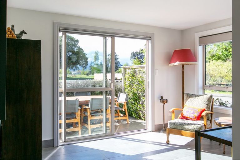 Photo of property in 8 Orchard Road, Greytown, 5712