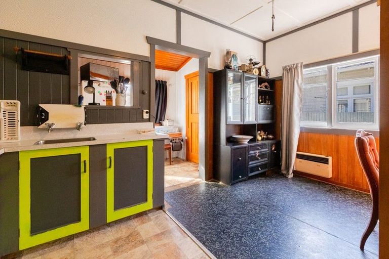 Photo of property in 1/201 Kennedy Road, Marewa, Napier, 4110