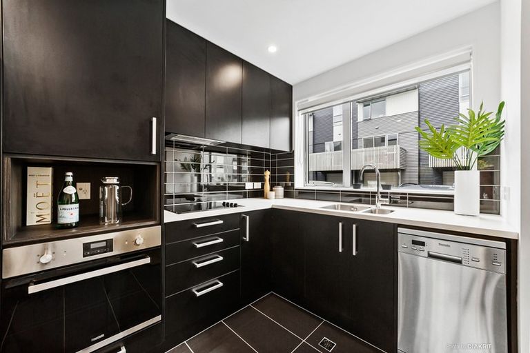 Photo of property in 13/36u Tacy Street, Kilbirnie, Wellington, 6022