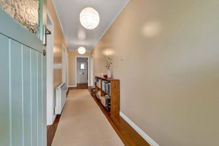 Photo of property in 36 Cordelia Street, Stratford, 4332
