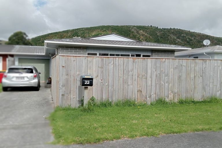 Photo of property in 22 Buckley Grove, Paraparaumu, 5032