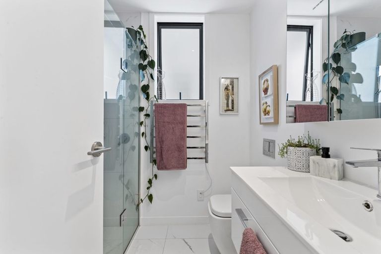 Photo of property in 5/445 Hibiscus Coast Highway, Orewa, 0931