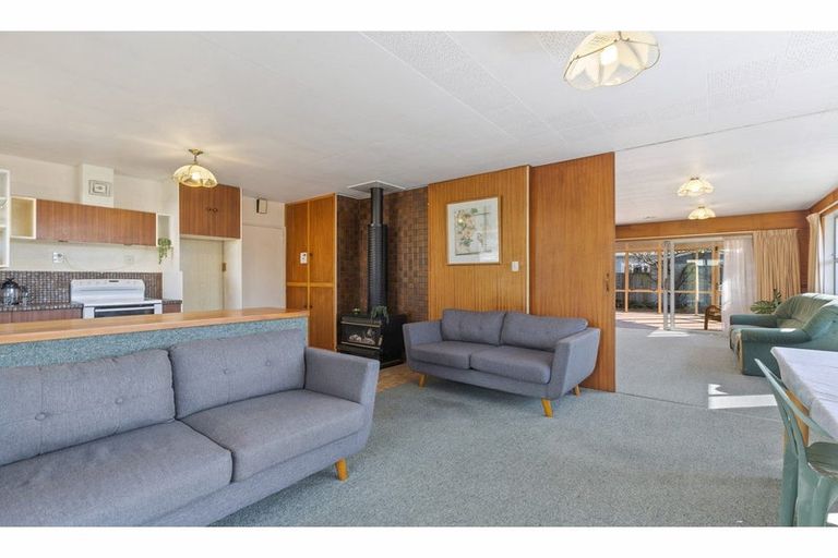 Photo of property in 12a Gamblins Road, Saint Martins, Christchurch, 8022