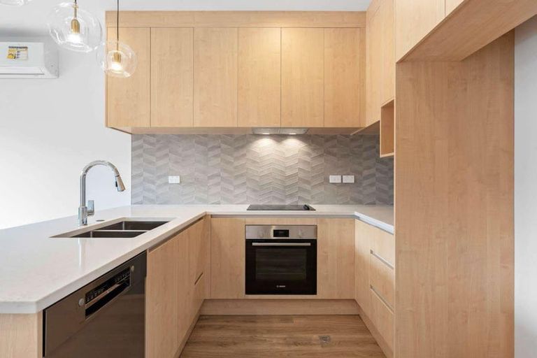 Photo of property in 5c Poto Street, Te Atatu South, Auckland, 0610