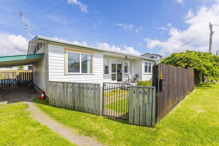 Photo of property in 26 Francis Road, Paraparaumu Beach, Paraparaumu, 5032