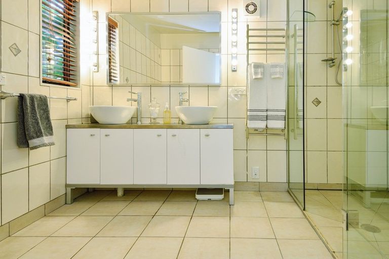 Photo of property in 225 Mahia East Coast Road, Mahia, 4198
