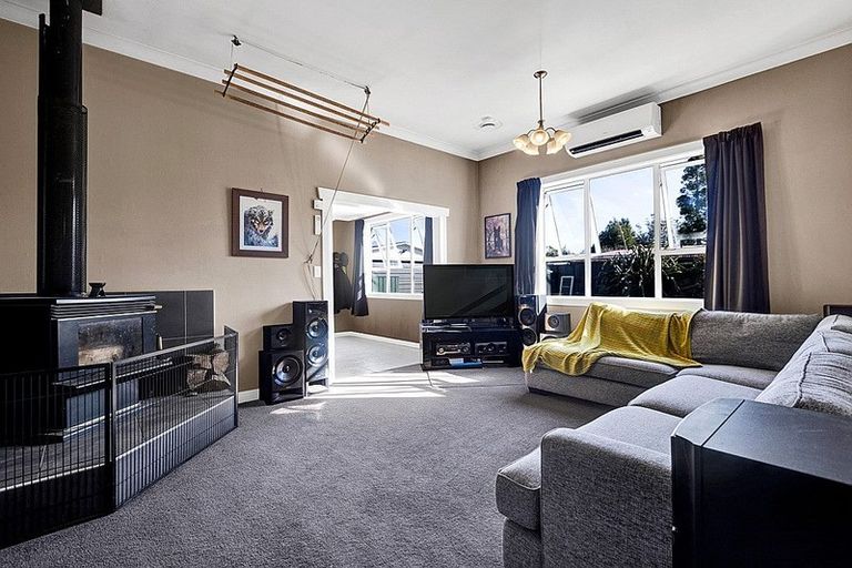 Photo of property in 143 Portia Street, Stratford, 4332