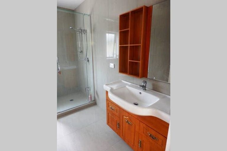 Photo of property in 219a Gills Road, Albany Heights, Auckland, 0632