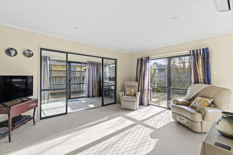 Photo of property in 20 Ursula Drive, Feilding, 4702