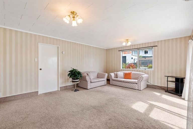 Photo of property in 12a Elwyn Crescent, Green Island, Dunedin, 9018