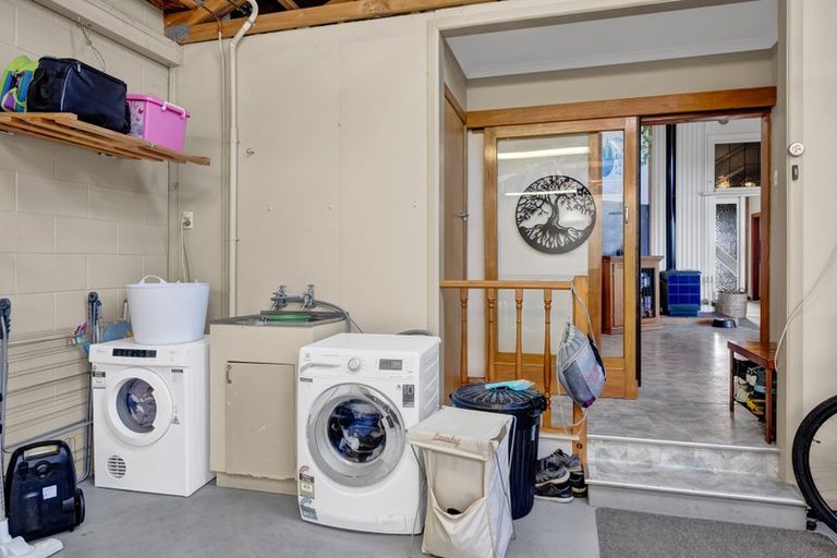 Photo of property in 70 Victoria Street, Hawera, 4610