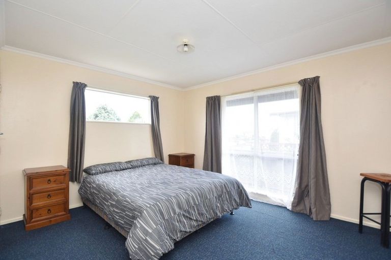 Photo of property in 1 O'byrne Street, Waikiwi, Invercargill, 9810