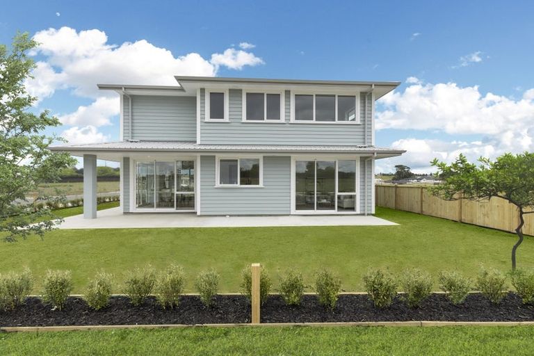 Photo of property in 35 Hayfield Way, Karaka, Papakura, 2113