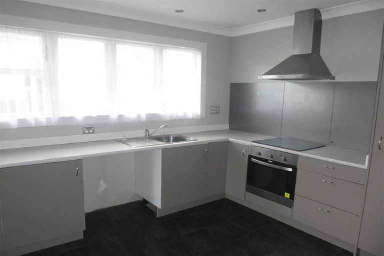 Photo of property in 93 Fraser Street, Wainuiomata, Lower Hutt, 5014