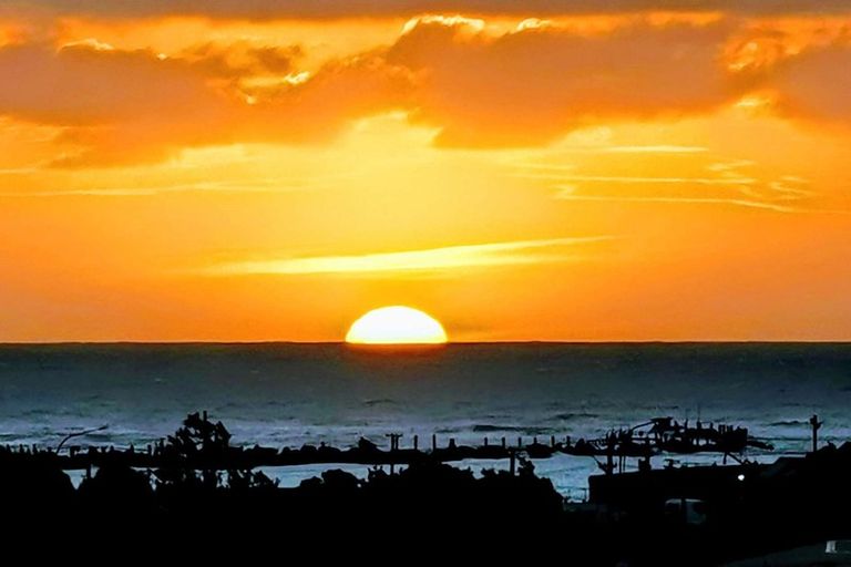 Photo of property in 30 Kowhai Street, Castlecliff, Whanganui, 4501