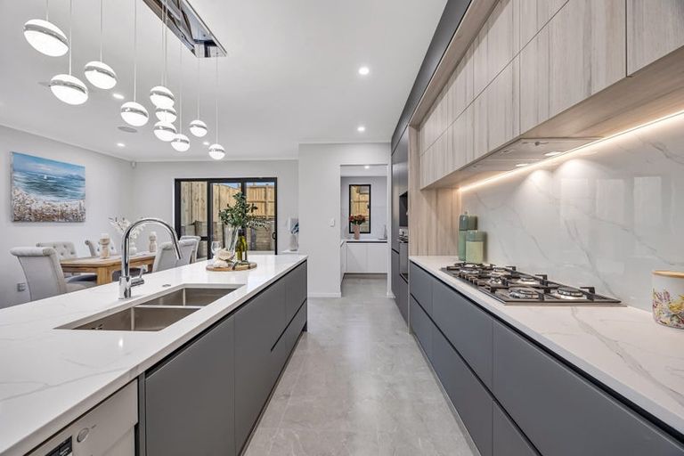 Photo of property in 67 Bushfield Drive, Flat Bush, 2019