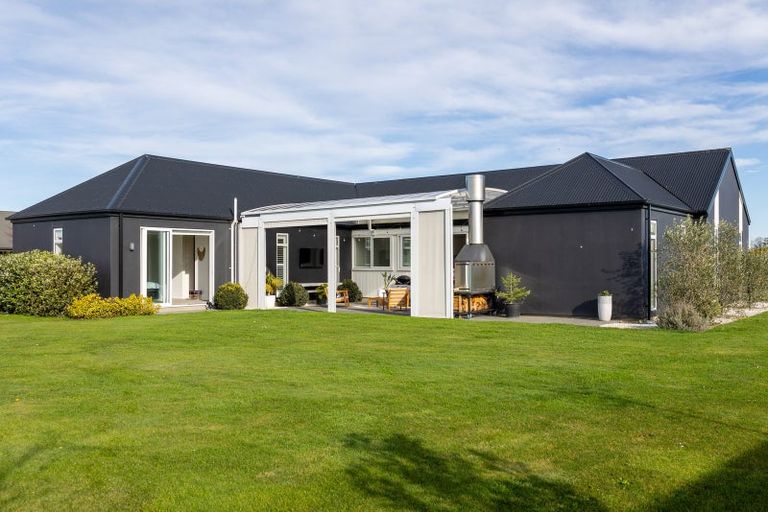 Photo of property in 10 Silver Peaks Drive, West Melton, 7618